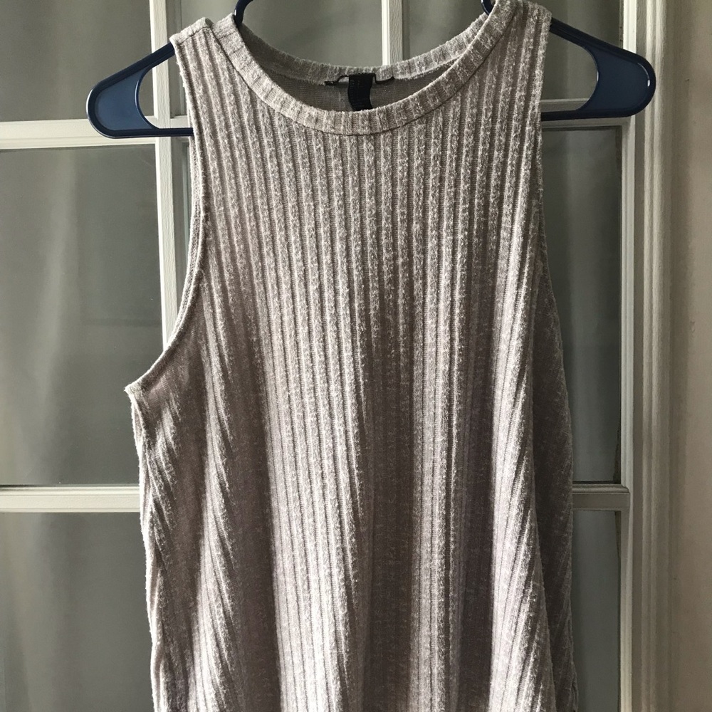 F21 grey top